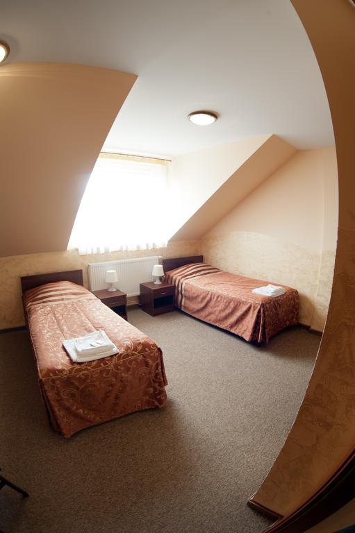 Hotel & Restauracja Okraglak Chęciny 部屋 写真